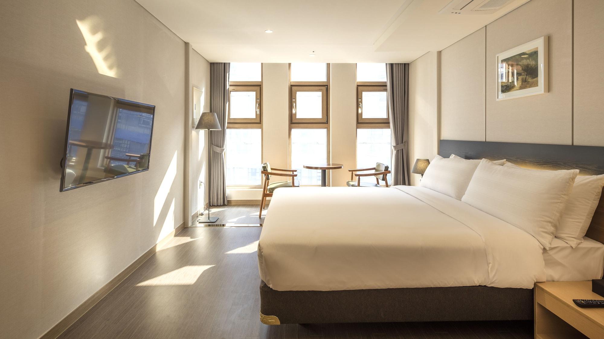 The First Stay Hotel Seoul Exterior photo